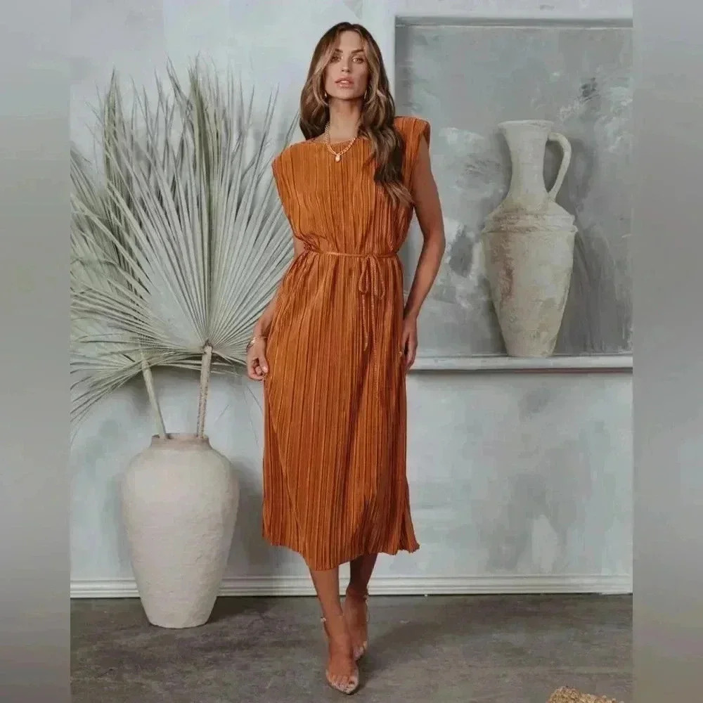 Sincerely Jules Cognac Bronze Plisse Midi Dress Size Medium